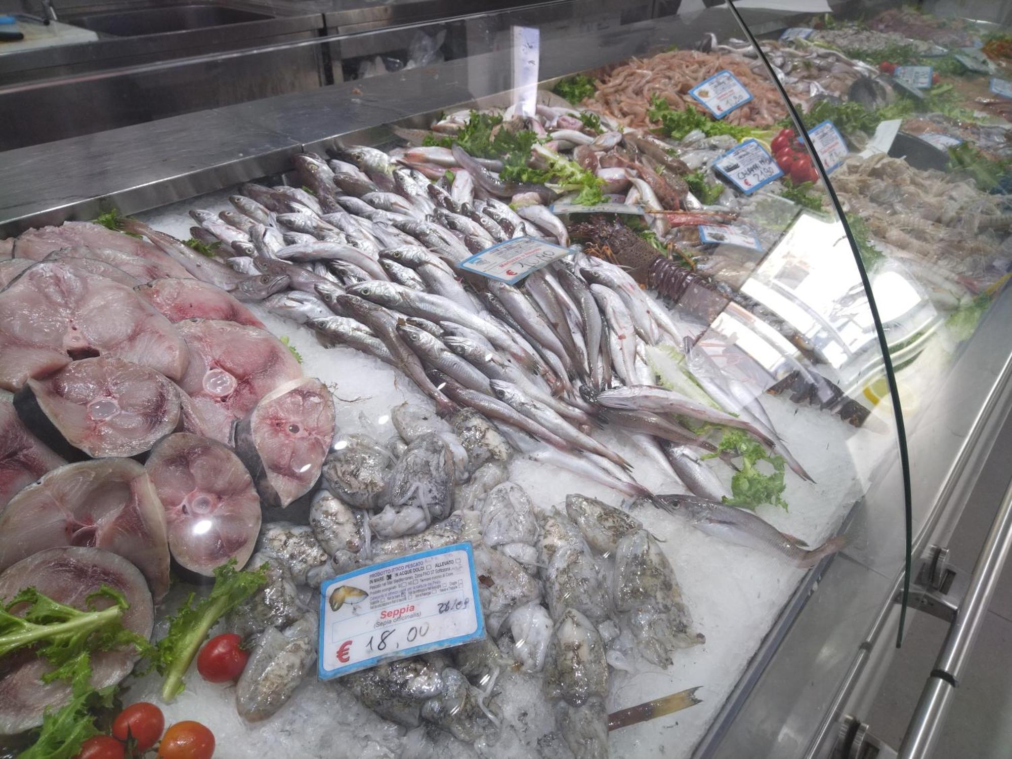 فيلا La Casuzza Del Centro شاكا الغرفة الصورة