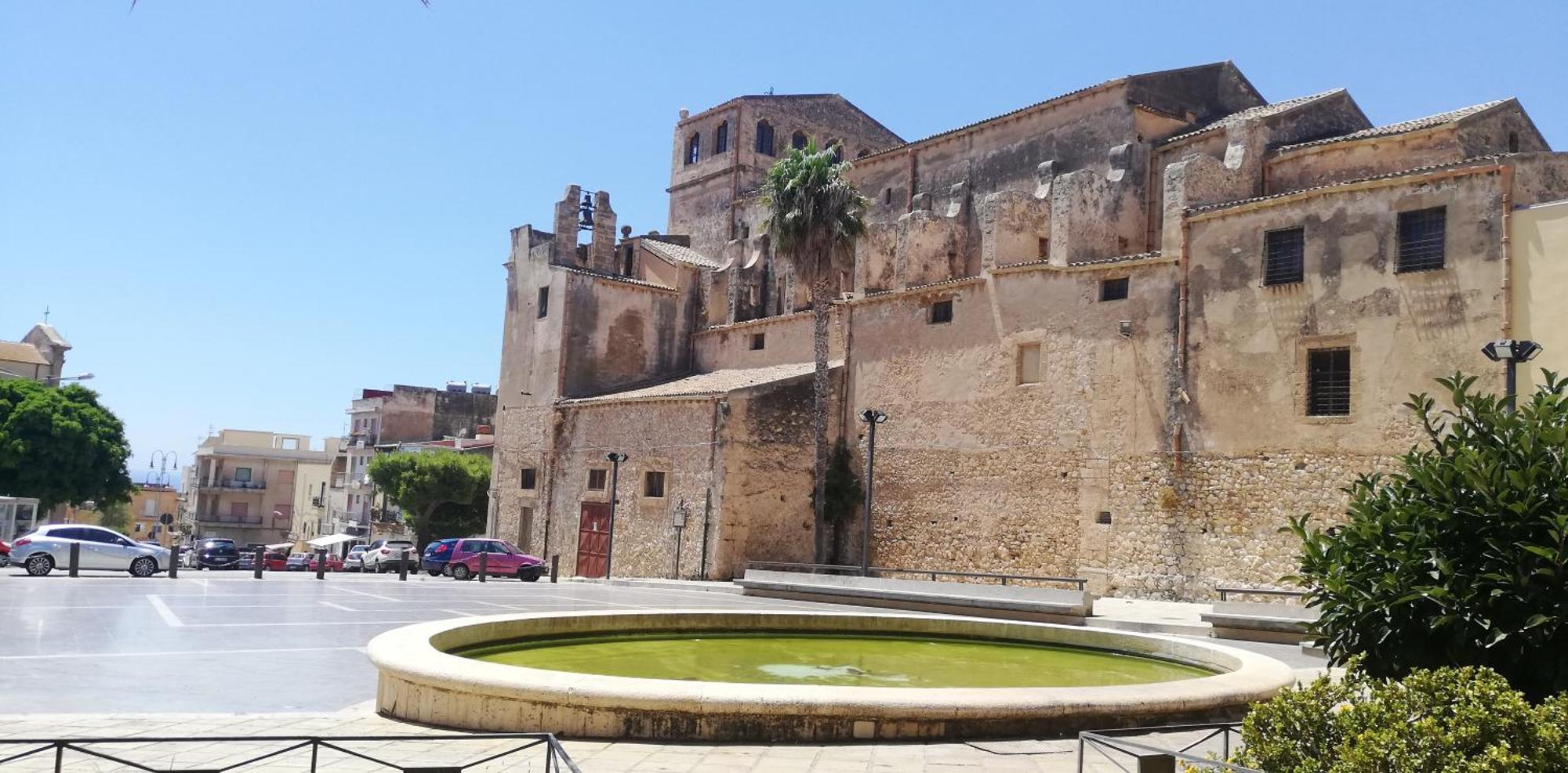فيلا La Casuzza Del Centro شاكا الغرفة الصورة
