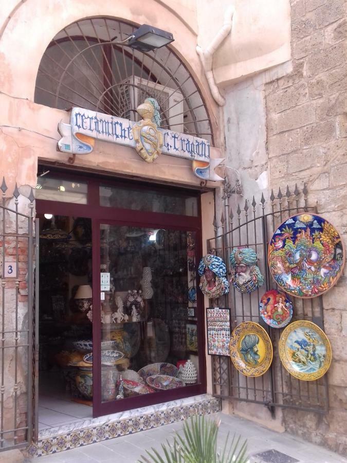 فيلا La Casuzza Del Centro شاكا المظهر الخارجي الصورة