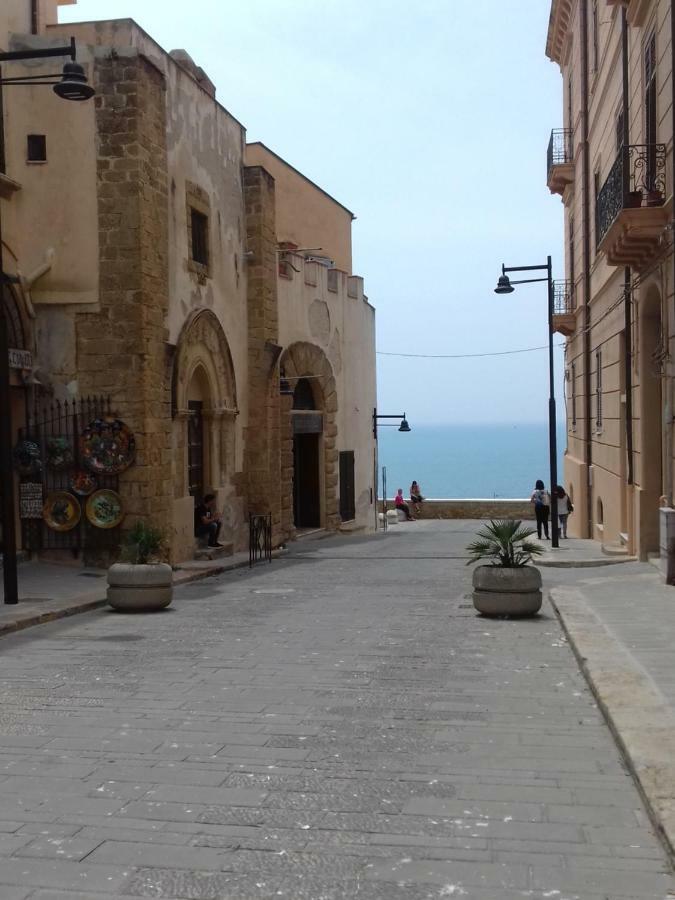 فيلا La Casuzza Del Centro شاكا المظهر الخارجي الصورة
