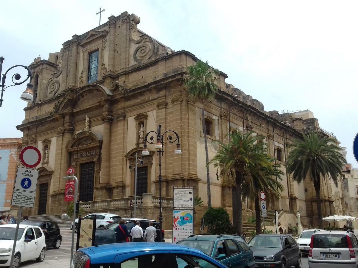 فيلا La Casuzza Del Centro شاكا المظهر الخارجي الصورة